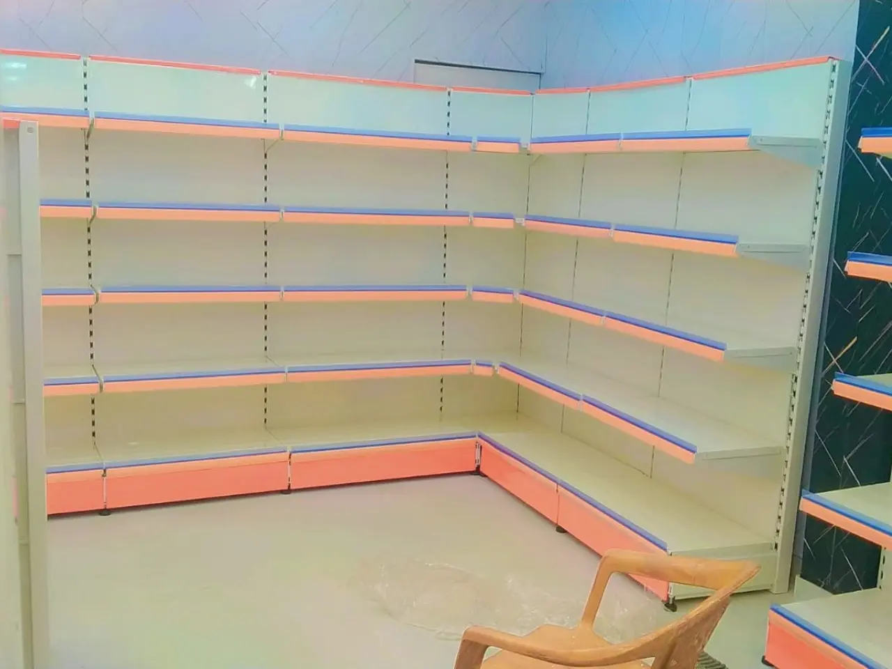 453419644_display  racks installation kanpur3.webp